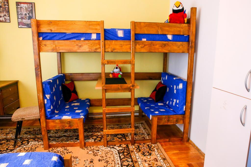 The Comfy Hostel Skopje Kamer foto