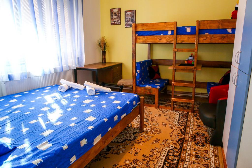 The Comfy Hostel Skopje Kamer foto