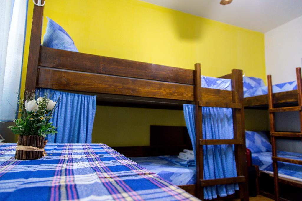 The Comfy Hostel Skopje Buitenkant foto