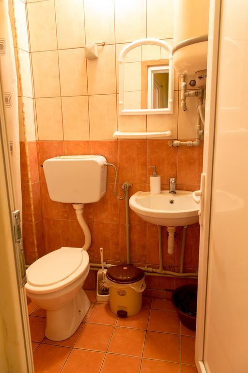 The Comfy Hostel Skopje Buitenkant foto