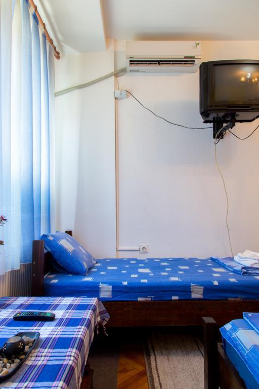 The Comfy Hostel Skopje Buitenkant foto